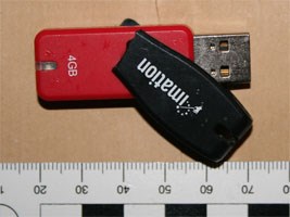 Slika A1_WEB_ILUSTRACIJE/NOVI_MEDIJI_I_RACUNALNI_KRIMINAL/USB.jpg