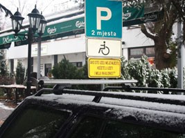 Slika A1_WEB_ILUSTRACIJE/PROMET/znak_za_invalidnost2.jpg