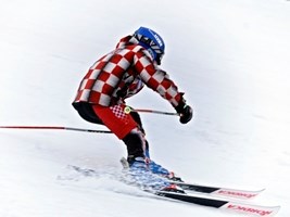 Slika A1_WEB_ILUSTRACIJE/RAZNO/skijanje.JPG