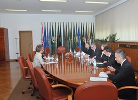 Slika FOTOGRAFIJE/2012/undp_mala.jpg