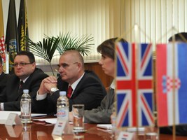 Slika FOTOGRAFIJE/2013/Britanci_mala.jpg