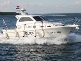 Slika ILUSTRACIJE/policijski-brod1.jpg