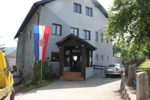 Slika PU_KA/Slike/Zgrade_policijskih_postaja/Zgrada_Slunj.jpg