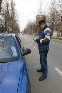 Slika PU_PG/prometni_policajac02.jpg