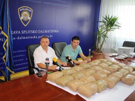 Slika topvijesti/2012/kolovoz/marihuana-st01.jpg