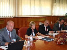 Slika topvijesti/2012/kolovoz/sastanak/prva-mala.jpg