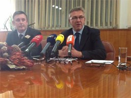Slika topvijesti/2012/listopad/ministar01.jpg