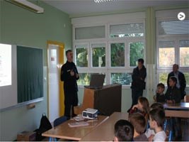 Slika topvijesti/2012/studeni/Zastita_djece_od_oruzja.jpg