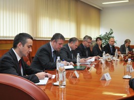 Slika topvijesti/2012/studeni/azil_3-mala.jpg