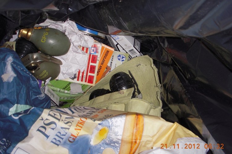Slika topvijesti/2012/studeni/bombe.jpg