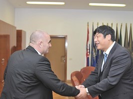 Slika topvijesti/2012/studeni/kina1.jpg