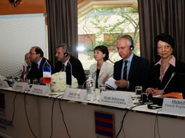 Slika topvijesti/2013/lipanj/lijekovi_regionalni_forum/forum_mala1.jpg