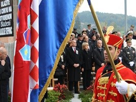 Slika topvijesti/2013/listopad/hodocasce01.jpg