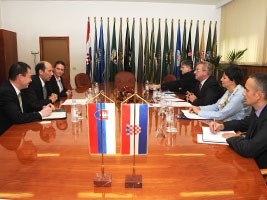 Slika topvijesti/2013/listopad/veleposlanik.jpg