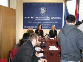 Slika topvijesti/2013/ozujak/Konferencija_PU_PS.jpg