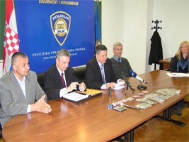 Slika topvijesti/2013/ozujak/Konferencija_PU_SK_26.3.2013..jpg