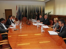 Slika topvijesti/2013/srpanj/matea/naslovna_sastanak.jpg