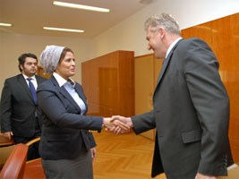 Slika topvijesti/2013/studeni/Katar/Sastanak.jpg