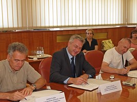 Slika topvijesti/2013/uz_text.jpg