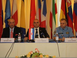 Slika topvijesti/2014/svibanj/sigurna_turisticka_sezona/Naslovna.jpg