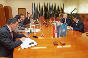 Slika topvijesti/godina2010/travanj/unhcr01.jpg