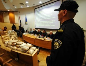 Slika topvijesti/godina2010/veljaca/droga_26_02_/droga_26_02_tx1_1715.jpg