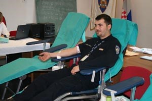 Slika topvijesti/godina_2009/ozujak/dubrovnik_darivanje_krvi.jpg