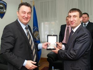Slika topvijesti/godina_2009/prosinac/kosovo01.jpg