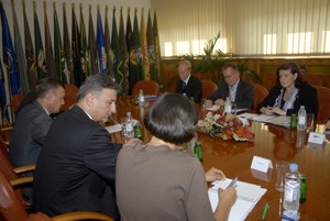Slika topvijesti/godina_2009/rujan/finska_ministar.jpg