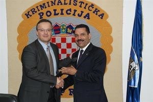 Slika topvijesti/godina_2009/veljaca/TX_interpol24_02_2009_With.jpg