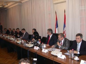 Slika topvijesti/lipanj/benko_beograd_lanac.jpg