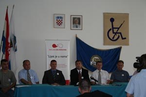 Slika topvijesti/lipanj08/8_BROD_POSAV_2PRESICA_TX_71.jpg