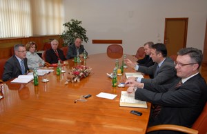 Slika topvijesti/ozujak08/ab_penzioneri_17_03.jpg