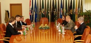 Slika topvijesti/prosinac08/UNDP_KAR_tx1.jpg