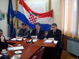 Slika topvijesti/sijecanj08/pozega_sigurnost07.jpg