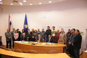 Slika topvijesti/studeni/azilweb.jpg