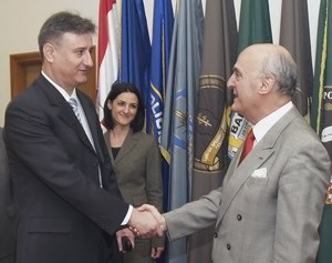 Slika topvijesti/studeni08/Fuentes_Karamarko1.jpg