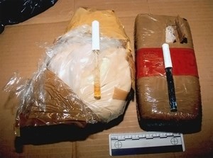 Slika topvijesti/studeni08/droga_heroin.jpg