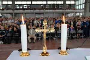 Slika topvijesti/svibanj08/1a_lourdes-zgb-misa-DSC_001.jpg