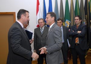Slika topvijesti/veljaca08/degert_roncevic.jpg