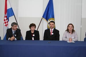 Slika topvijesti/veljaca08/zaklada_lika.jpg